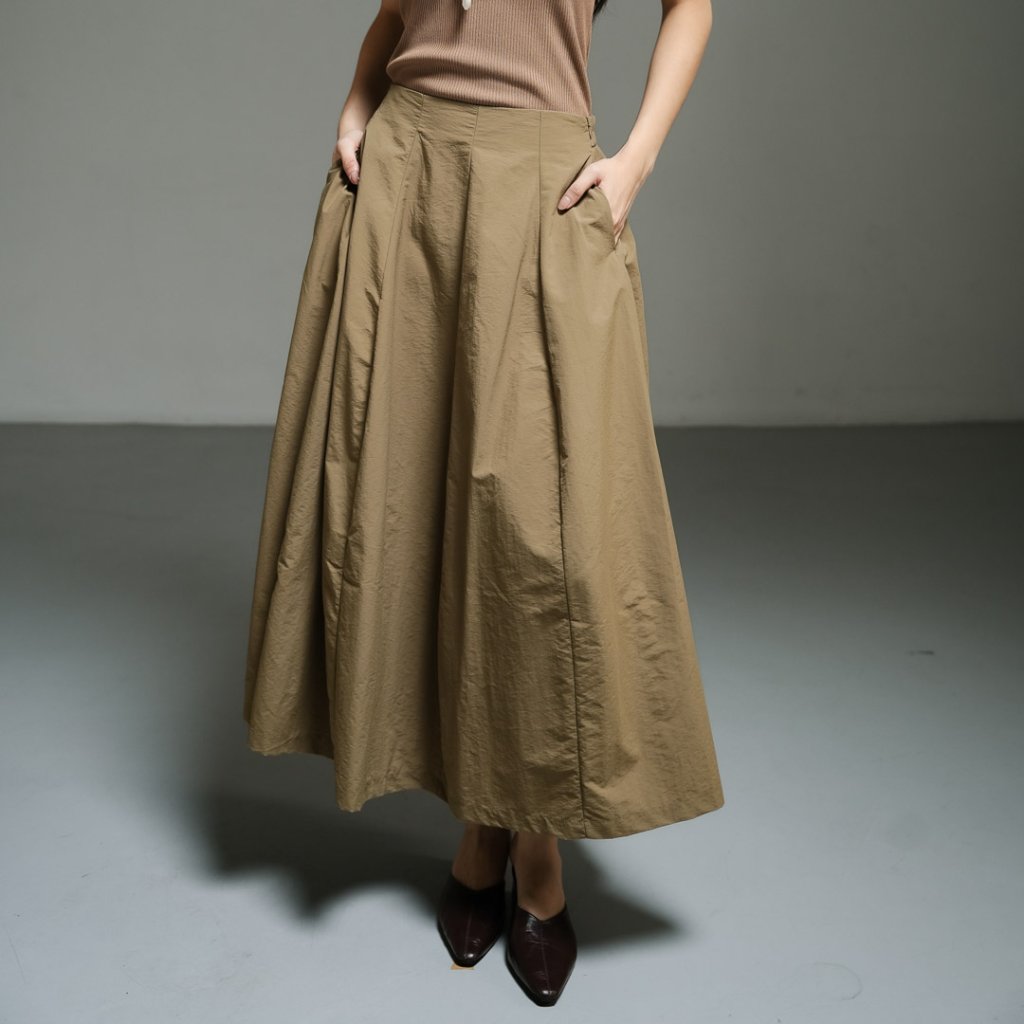 Foto This Is April This Is April Lyanna Skirt Rok Maxi Wanita Voluminous A