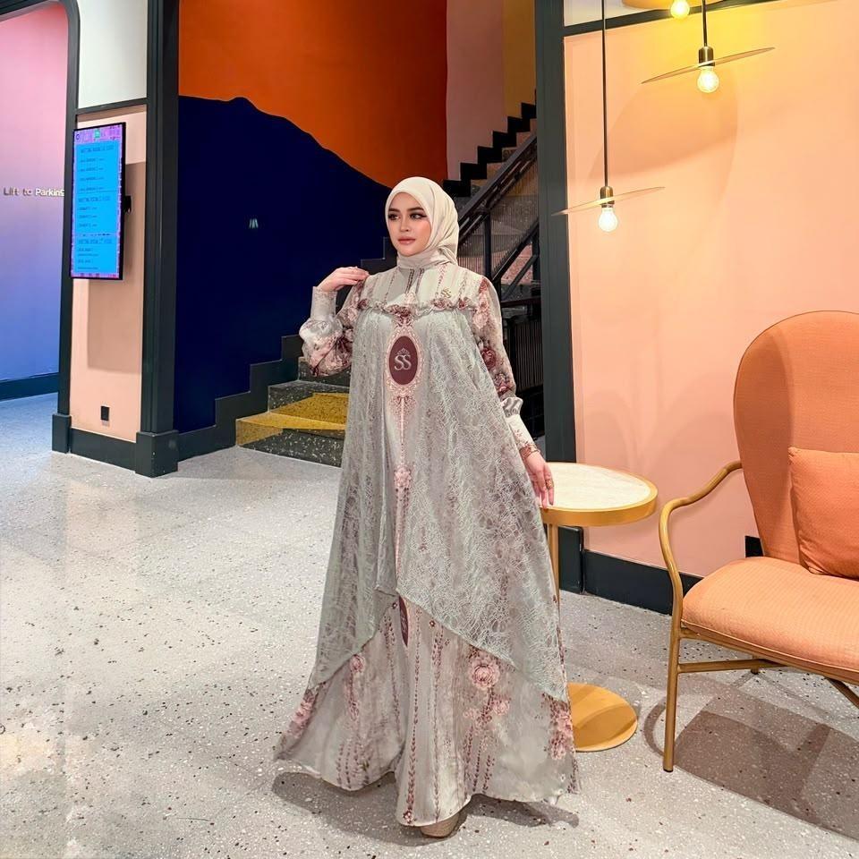 Foto Shella Saukia SHELLA SAUKIA Alesha Dress 55-215