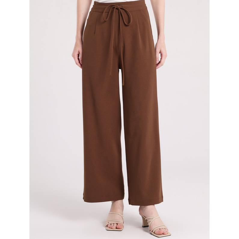 Foto MINIMAL Swan - Celana Slim Scuba Crepe Wanita - Olive