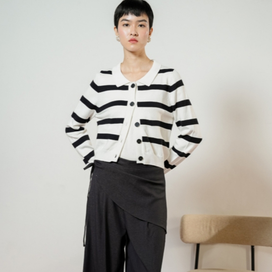 Foto This Is April This Is April Mulberry Sweater Wanita Lengan Panjang Stripe