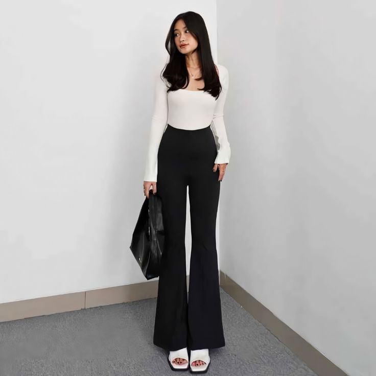Foto Kenzie Fashion01 CELANA FIT AND FLARE PANTS CUTBRAY SCUBA PINGGANG HIGHWAIST