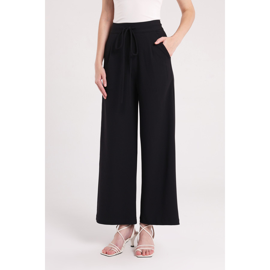 Foto MINIMAL Swan - Celana Slim Scuba Crepe Wanita - Black