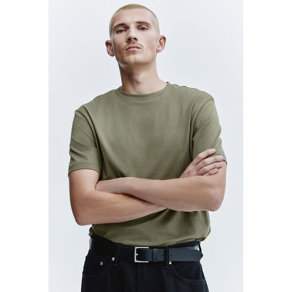 Foto H&M H&M Pria Kaos Lengan Pendek Regular Fit Dengan (KHAKI HIJAU)